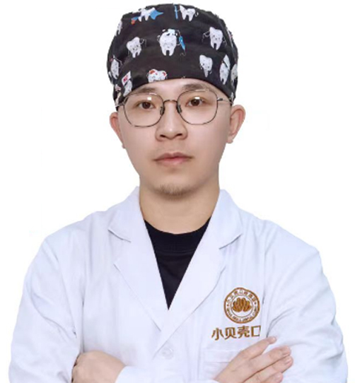 陈炜强